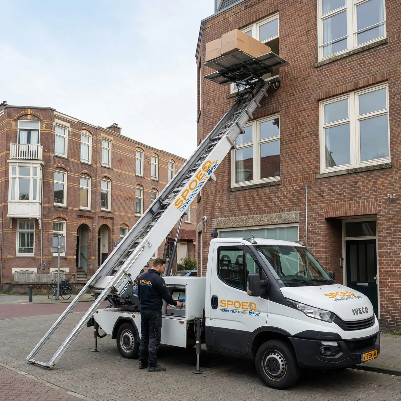 Verhuislift bij Rotterdams appartementencomplex