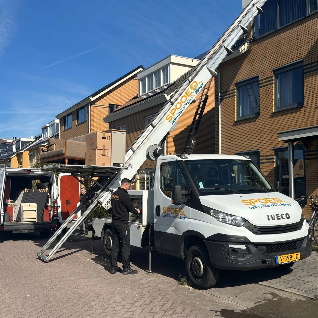Verhuislift huren Leiden