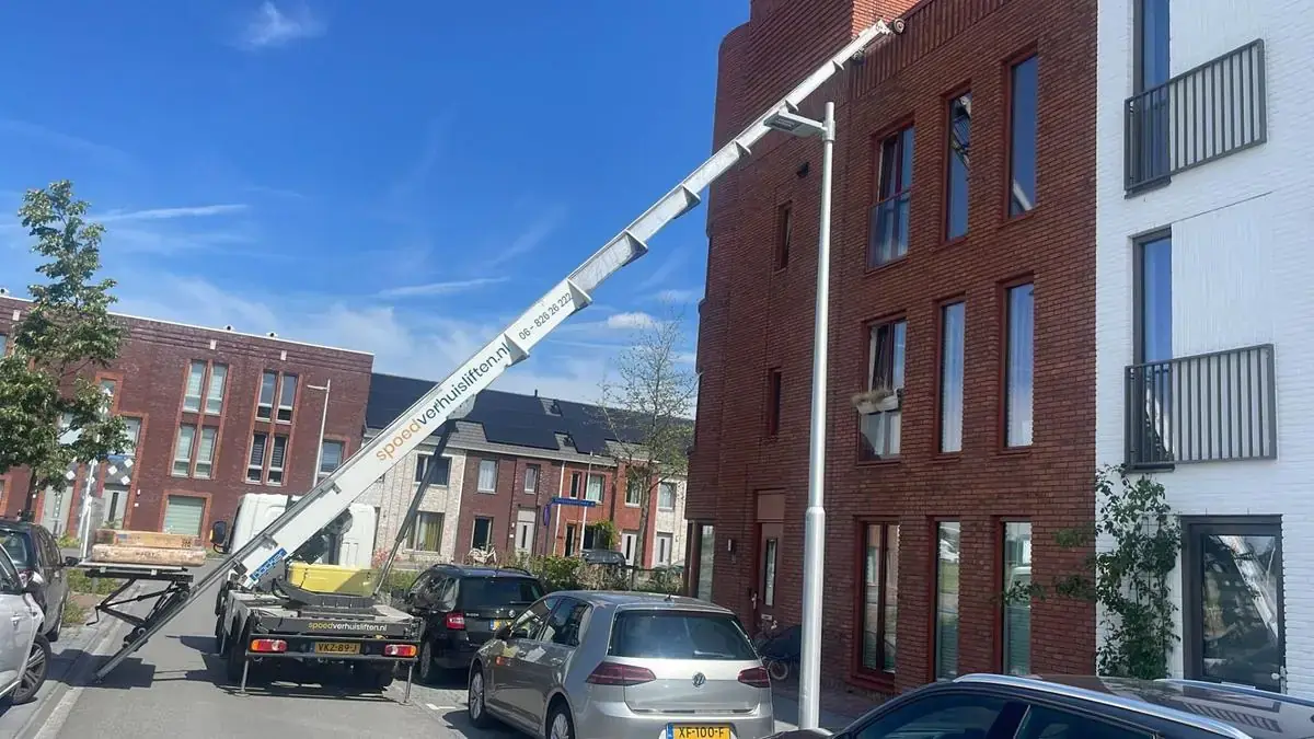 Verhuislift bij IKEA meubel levering aan appartement